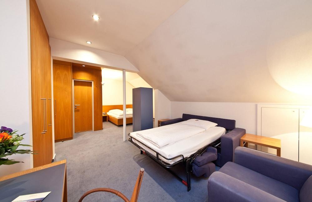 Select Hotel Silence Garden Koeln Екстер'єр фото