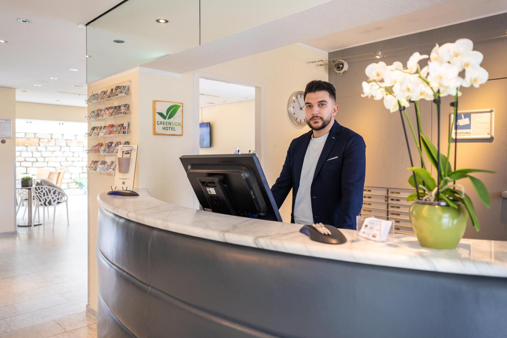 Select Hotel Silence Garden Koeln Екстер'єр фото