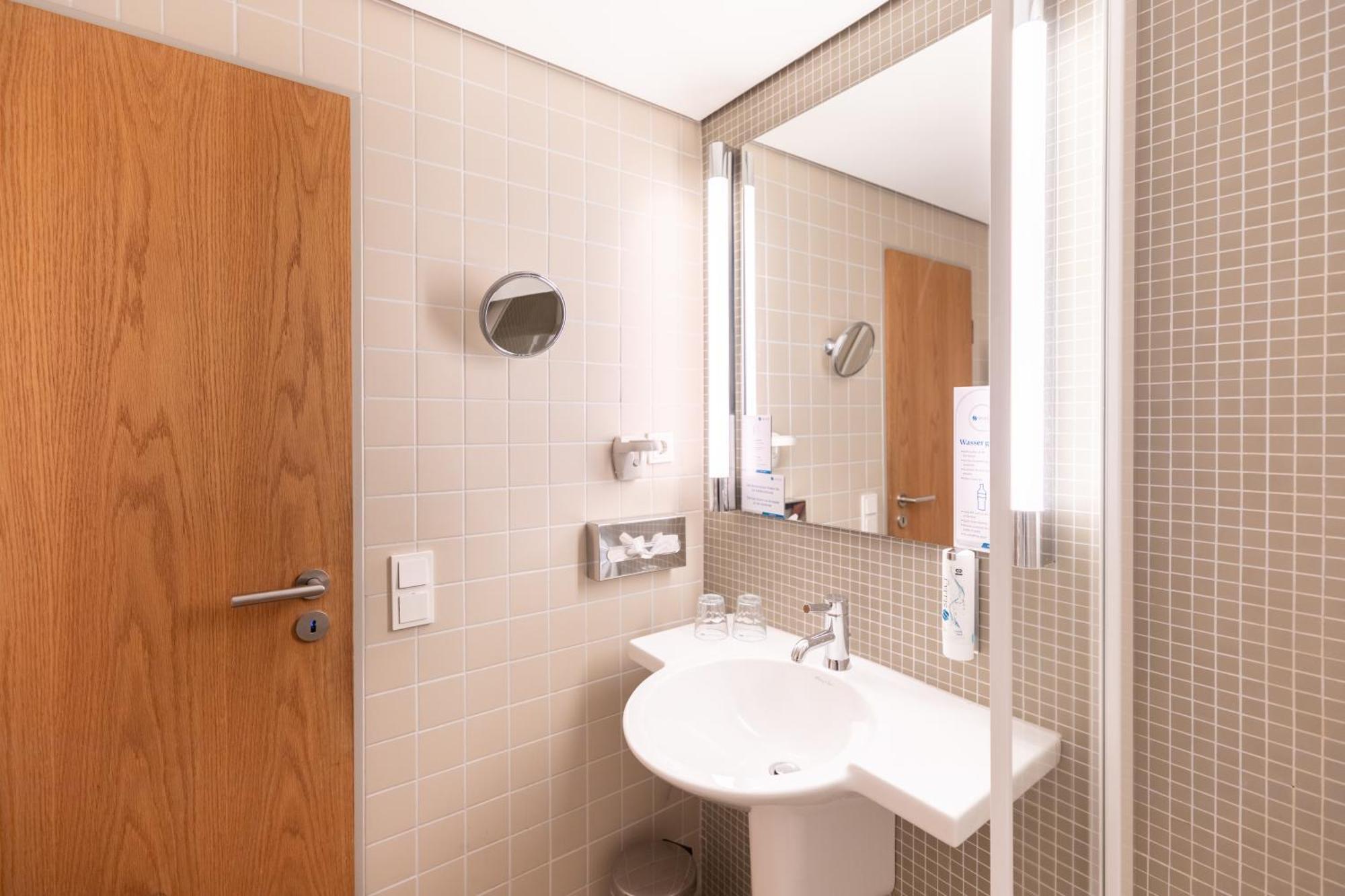 Select Hotel Silence Garden Koeln Екстер'єр фото