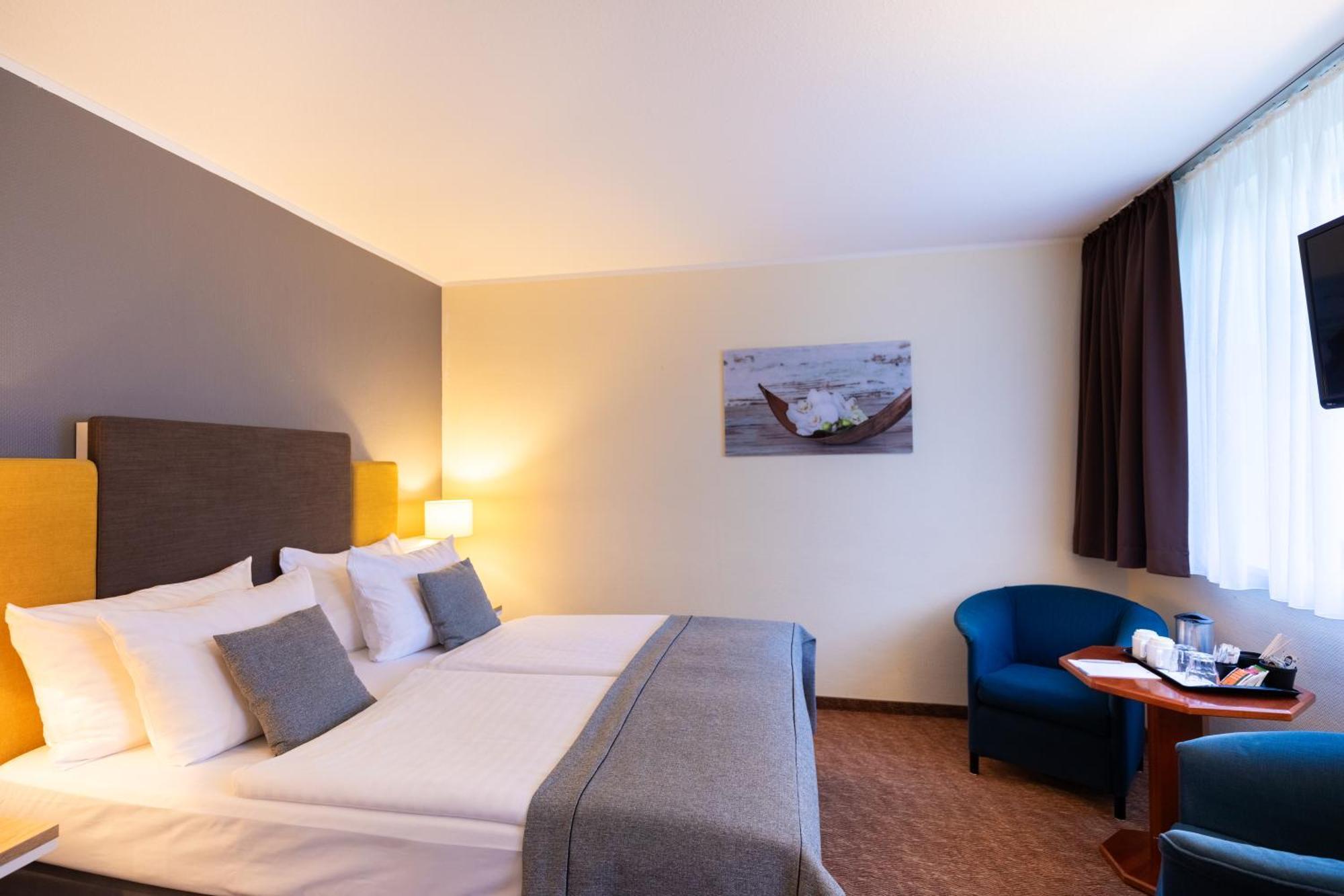 Select Hotel Silence Garden Koeln Екстер'єр фото