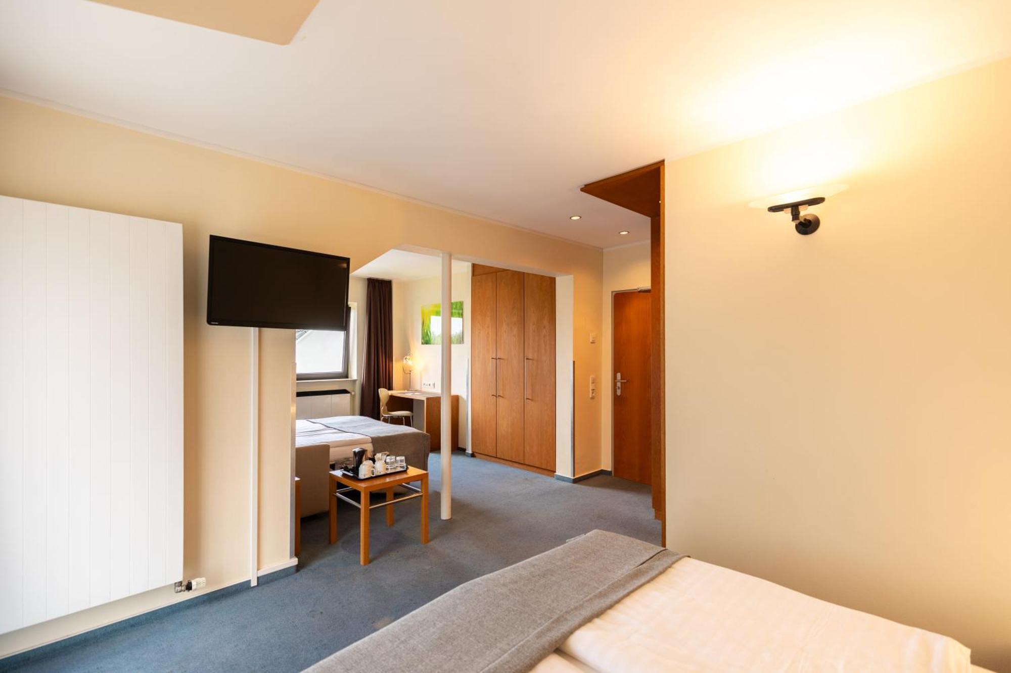 Select Hotel Silence Garden Koeln Екстер'єр фото