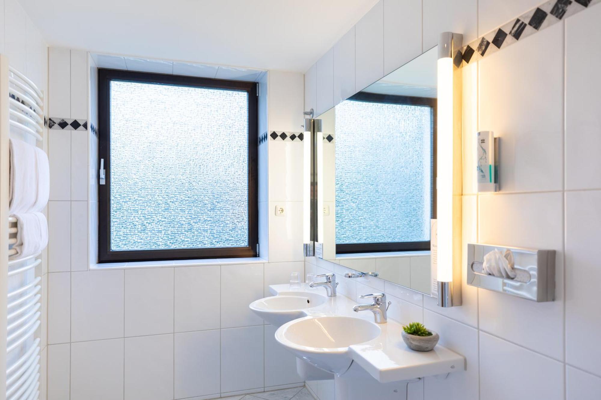 Select Hotel Silence Garden Koeln Екстер'єр фото