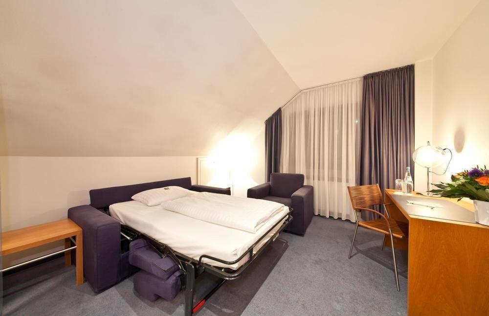 Select Hotel Silence Garden Koeln Екстер'єр фото