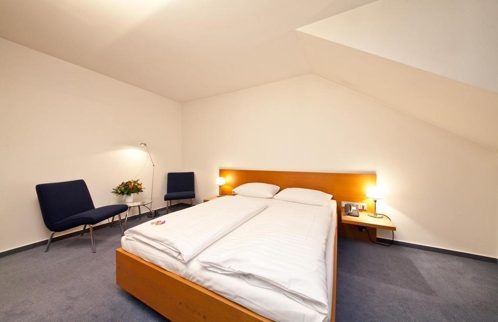Select Hotel Silence Garden Koeln Екстер'єр фото