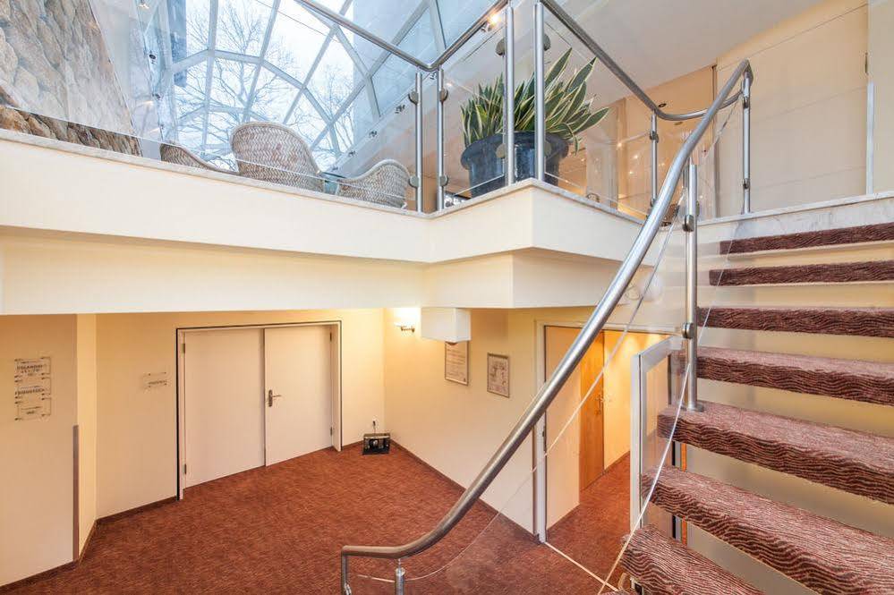 Select Hotel Silence Garden Koeln Екстер'єр фото